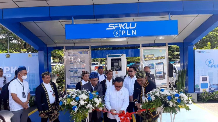 Hebat, Pusat Pemerintahan Provinsi Banten Punya SPKLU