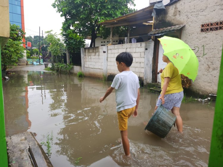 Waspadai Dinamika Atmosfer Sebabkan Hujan Lebat dan Angin Kencang di Jakarta dan Banten