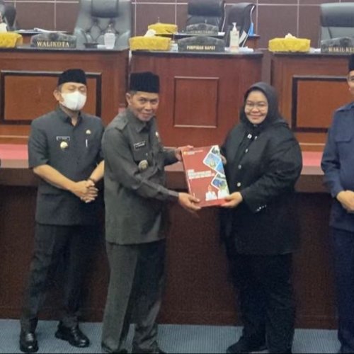 Sidang Paripurna Penyerahan LKPJ 2022 Kota Serang, Wali Kota Syafrudin: IPM Naik