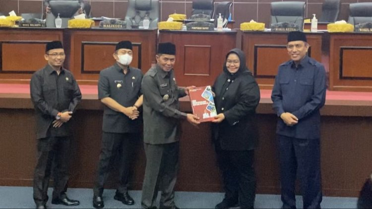 Sidang Paripurna Penyerahan LKPJ 2022 Kota Serang, Wali Kota Syafrudin: IPM Naik