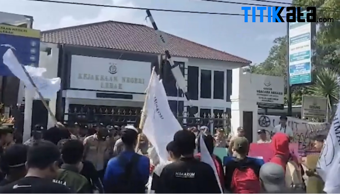Dianggap Lalai Tegakan Hukum, Mahasiswa Demo Kejaksaan Negeri Lebak