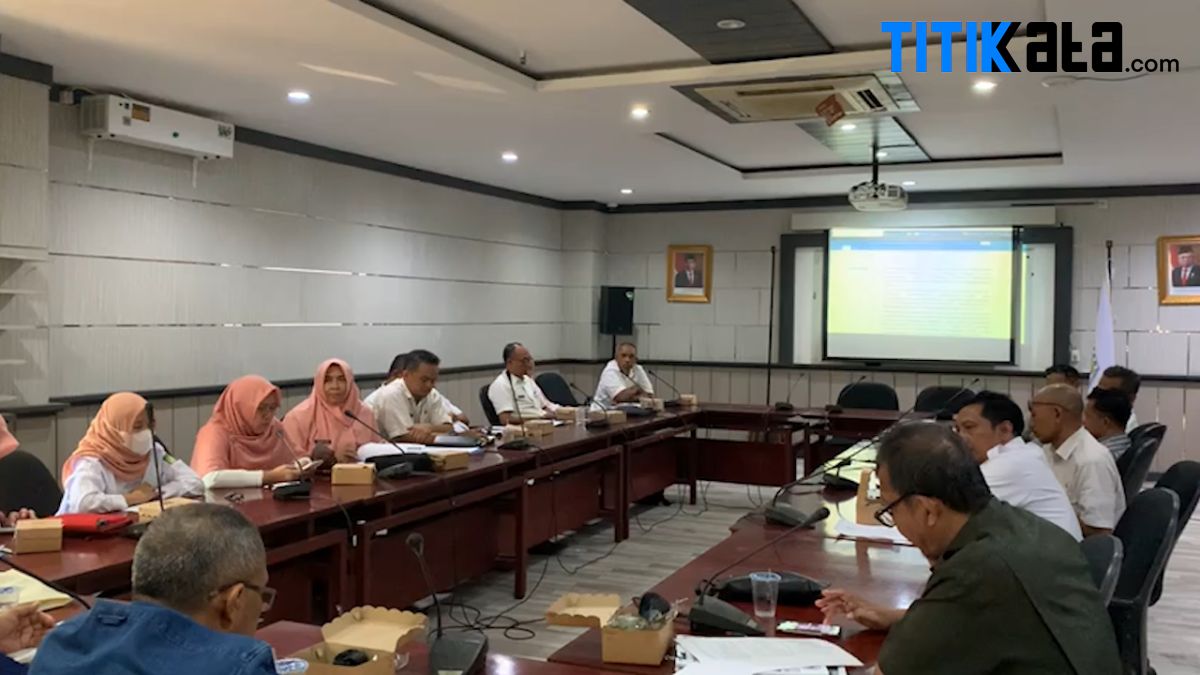 DPRD Kota Tangerang Bahas Pansus Raperda PKL, Sayangnya DPUPR Malah Absen