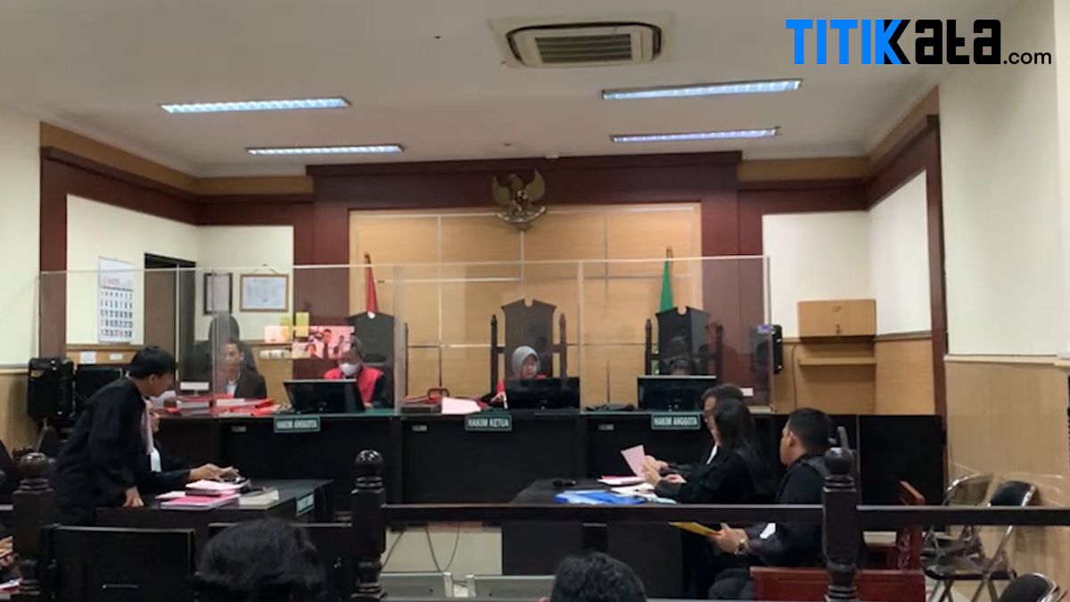 Rihana-Rihani Hadir Online Dalam Sidang Perdana, Kuasa Hukum Protes