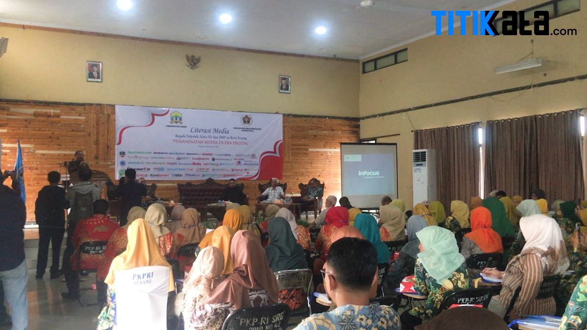 Guru dan Kepala Sekolah di Kota Serang, Dibekali Literasi Media
