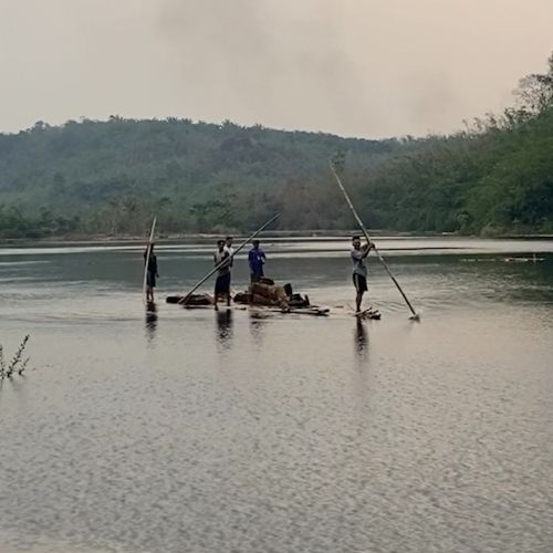 Bendungan Karian Mulai Diisi, Kampung Sinday Tenggelam Jadi Wisata Warga