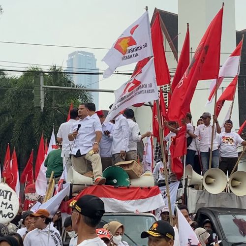 Pendaftaran Prabowo-Gibran ke KPU Diiringi Kemeriahan Pawai Nusantara
