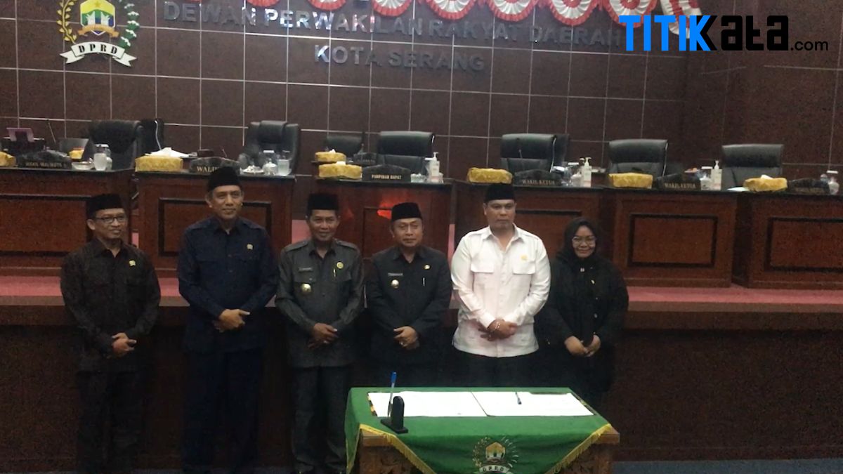Melalui Paripurna DPRD Wali Kota dan Wakil Wali Kota Serang Diberhentikan