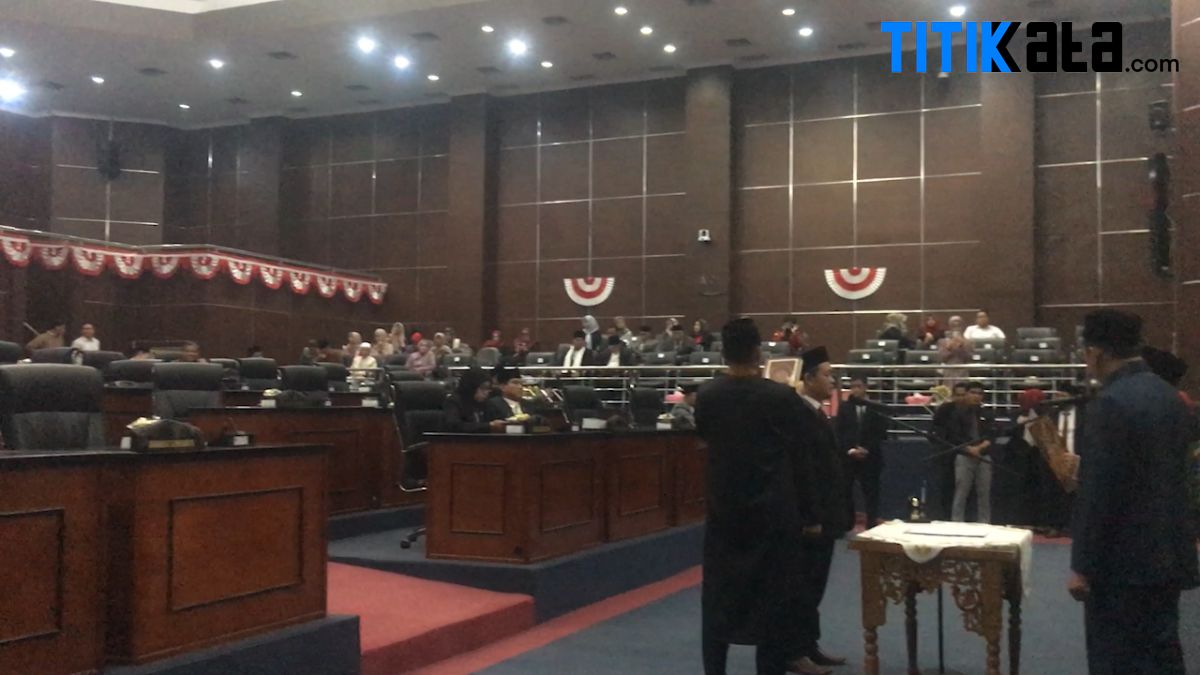 Hasil PAW, Basuni Resmi Duduk di Kursi DPRD Kota Serang