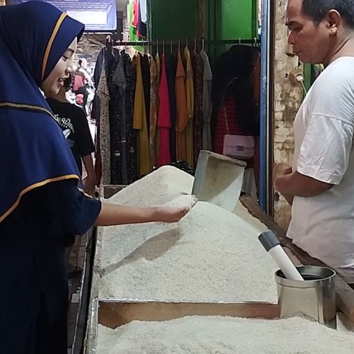 Harga Beras Tinggi, Pedagang di Lebak Minta Pemerintah Perhatikan Sektor Pertanian