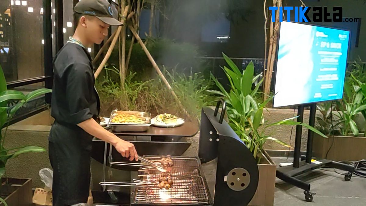 BBQ Sepuasnya di Salute Bar & Lounge VIVERE Hotel