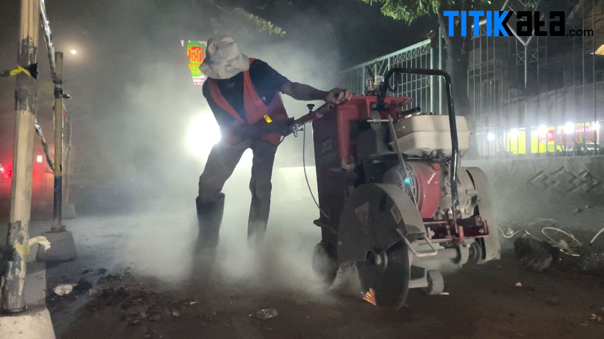 UPTD PJJ Tangerang DPUPR Banten Perbaiki Jalan MH Thamrin Kota Tangerang