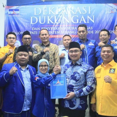 Demokrat Serahkan Surat Tugas ke Andika di Pilkada Kabupaten Serang