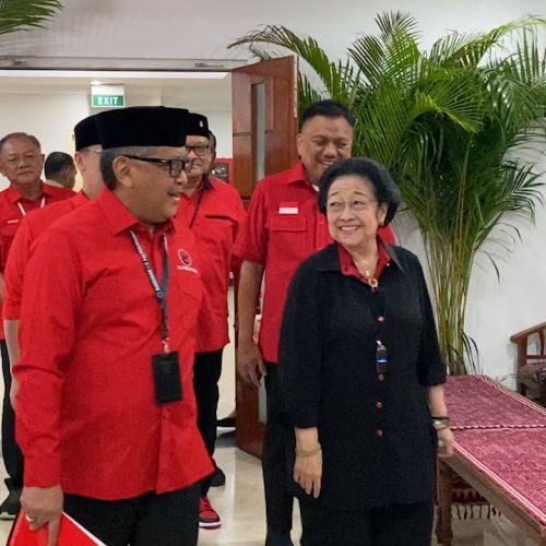 PDI-P Mutlak Dukung Airin di Pilgub Banten, Hasto: Jangan Diganggu Genderuwo!