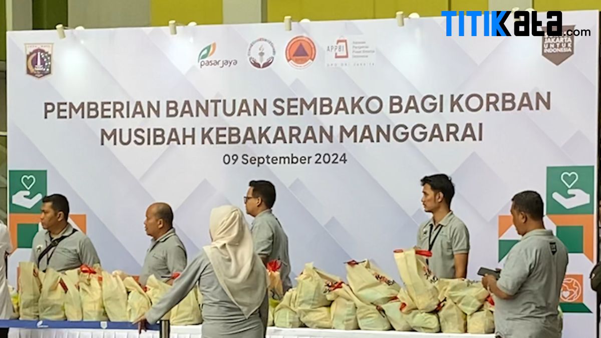 Pemprov DKI Jakarta Berikan Bantuan ke Warga Terdampak Kebakaran Manggarai