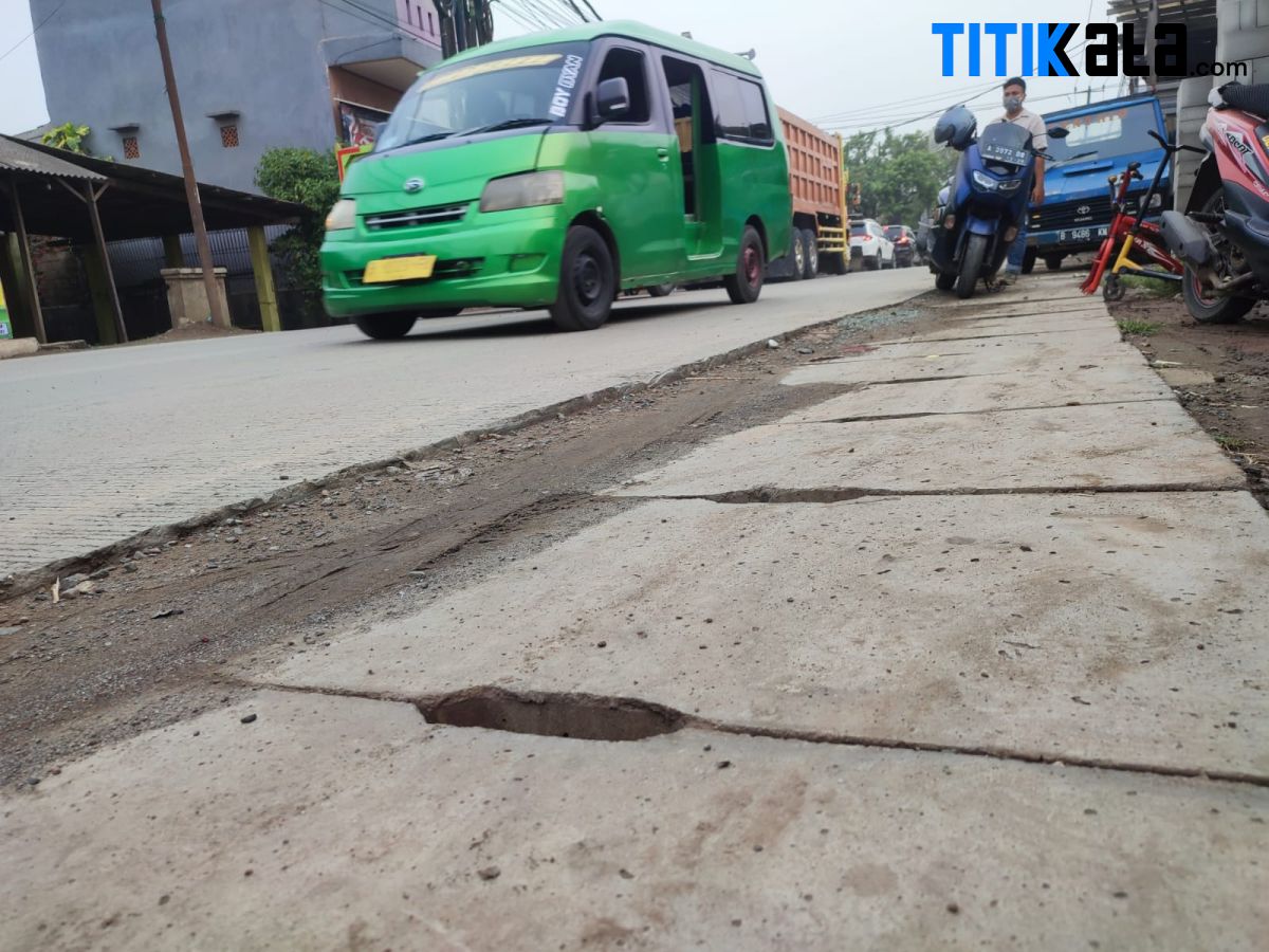 DPUPR Provinsi Banten Selesaikan Perbaikan Saluran Drainase di Jalan Curug-Legok-Parung Panjang