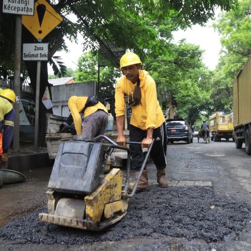 Pemkot Tangerang Gerak Cepat Perbaiki Jalan Rusak di Jalan KS Tubun