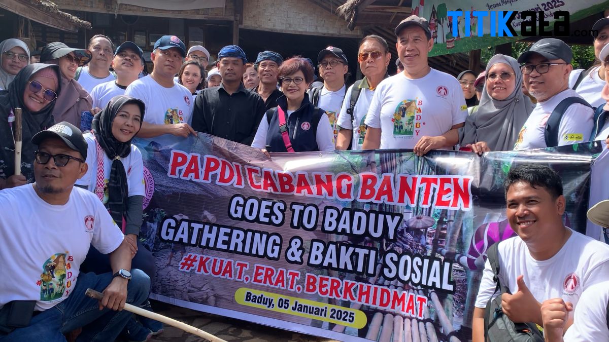 Bakti Sosial PAPDI Banten untuk Warga Baduy