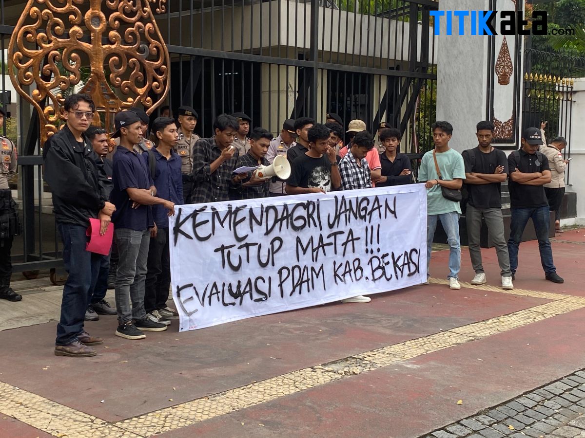 Geruduk Kemendagri, Mahasiswa Bekasi Tolak Ade Efendi Jadi Direktur Usaha Perumda Tirta Bhagasasi