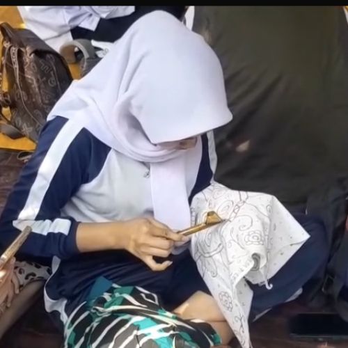 Festival Batik Khas Kabupaten Tangerang di Kampung Budaya Kemuning