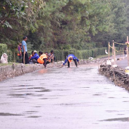 Jalan Griya Loka Serpong Diperbaiki, Pemkot Tangsel Ganti Aspal Bergelombang dengan Beton