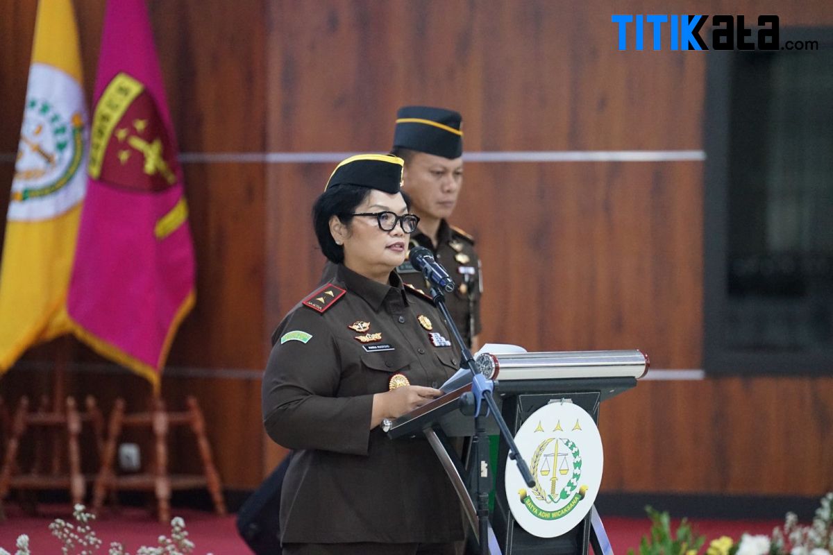 Kejati Banten Lantik Sejumlah Kepala Kejari Baru, Maria Erna: Tegakkan Hukum dengan Hati Nurani dan Keberanian