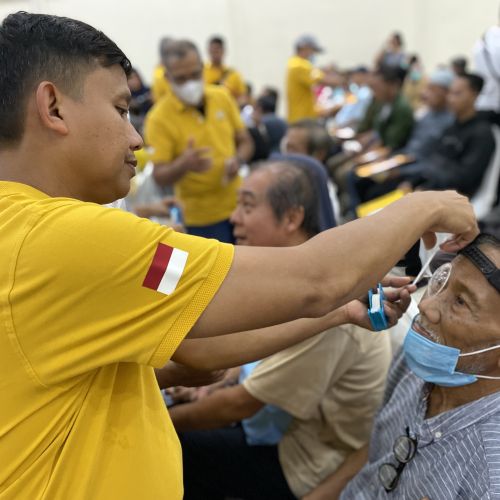 Summarecon Rayakan HUT ke-50 dengan Operasi Katarak Gratis: Ratusan Pasien Kembali Melihat Dunia