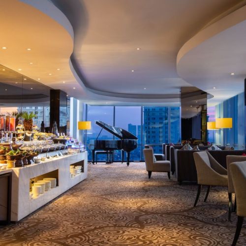 Rayakan Oktoberfest di 22 Sky Lounge Hotel Santika Premiere Hayam Wuruk Jakarta dengan Promo “Chill & Treats” Seru dan Bernuansa Eropa