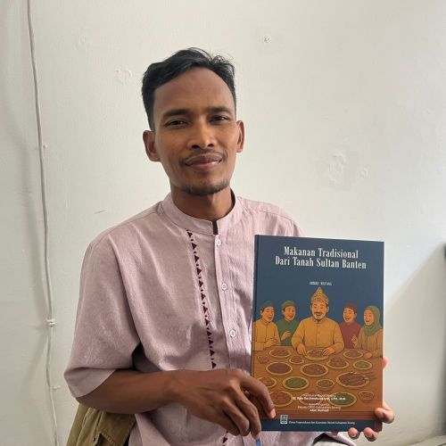 Buku Baru Ahmad Wayang Ungkap Kekayaan Kuliner Serang yang Hampir Terlupakan