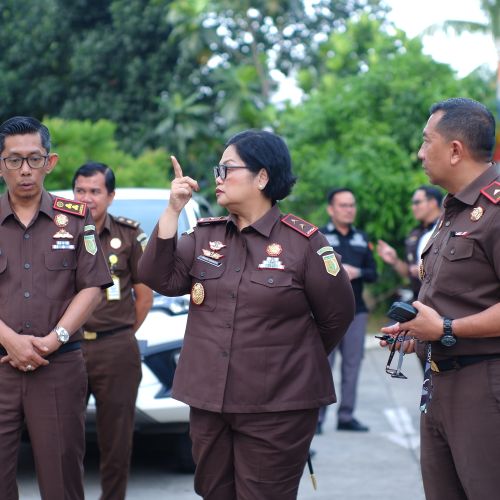Kunjungan Kajati Banten ke Kejari Tangsel: Pesan Tegas Soal Integritas dan Larangan Praktik Transaksional