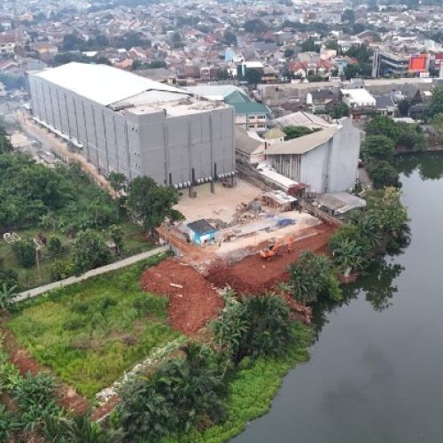 Mitra 10 Pamulang Disorot, Diduga Serobot Sempadan Situ