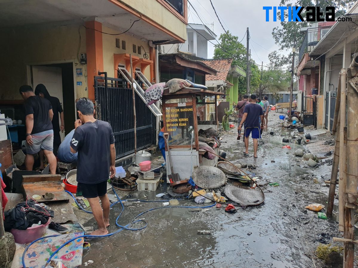Banjir 5 Meter Surut, Warga Periuk Damai Tangerang Curhat: Jangan Tunggu Kampanye Baru Bergerak