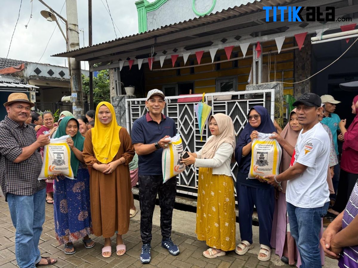 Pemkab Serang–DPRD Turun Tangan, 14 Ton Beras Dibagikan ke Warga Terdampak Banjir