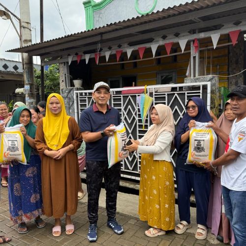Pemkab Serang–DPRD Turun Tangan, 14 Ton Beras Dibagikan ke Warga Terdampak Banjir