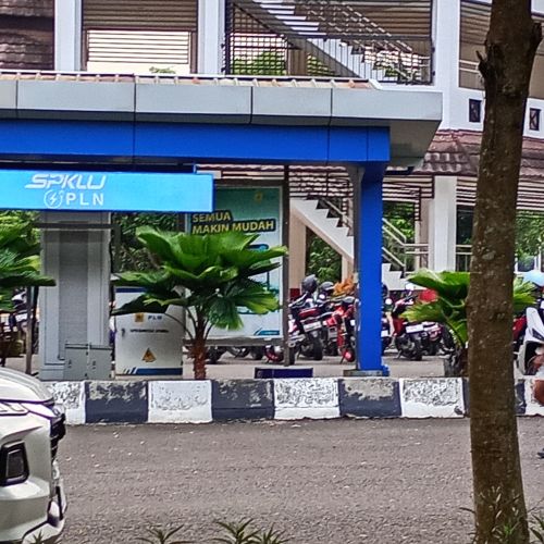 Mulai Mei, Pemprov Banten Terapkan Pajak untuk Motor dan Mobil Listrik