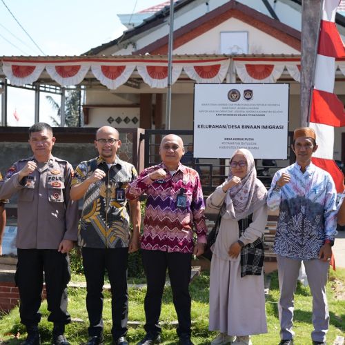 Imigrasi Batulicin Resmikan Desa Binaan di Kersik Putih, Dorong Pencegahan TPPO