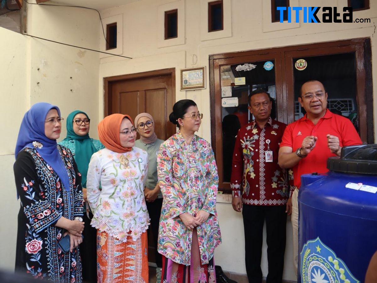 Komitmen TP PKK DKI Jakarta dan Daya Wanita PAM JAYA Bagikan 357 Toren Air Gratis di JakTim