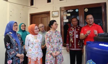 Komitmen TP PKK DKI Jakarta dan Daya Wanita PAM JAYA Bagikan 357 Toren Air Gratis di JakTim