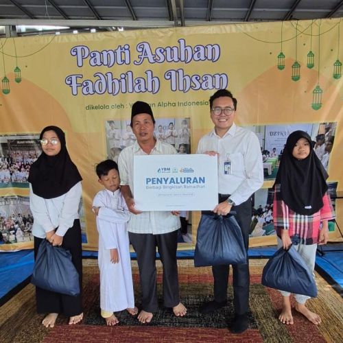 BRI Mabes TNI Cilangkap Bagikan Sembako ke Yayasan Fadhilah Ihsan Cipayung