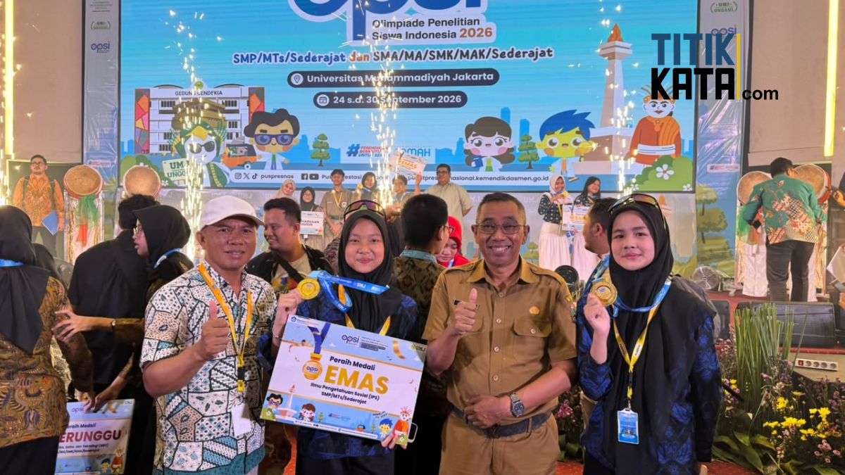 Dua Siswa SMP Islam Al-Azhar BSD Raih Emas OPSI 2026 Lewat Riset Pencemaran Cisadane