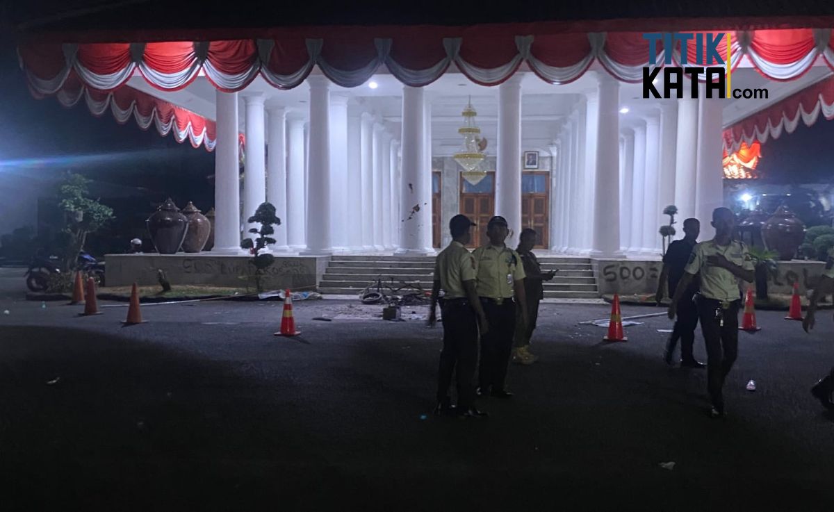 Lilin Duka Berujung Adu Fisik di Pendopo Bupati Serang, Mahasiswa dan Jurnalis Terluka