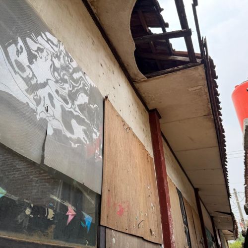 APBD Kabupaten Tangerang Rp8 T, tapi Jendela SDN Kadusirung II Kok Masih ‘Busuk’